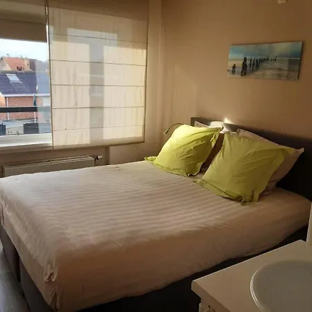아파트 Comfortable In The Heart Of Knokke Heist 80 M² Balcony *