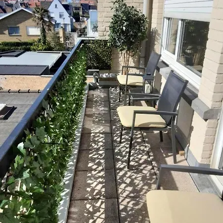 Comfortable In The Heart Of Knokke Heist 80 M² Balcony Bruges